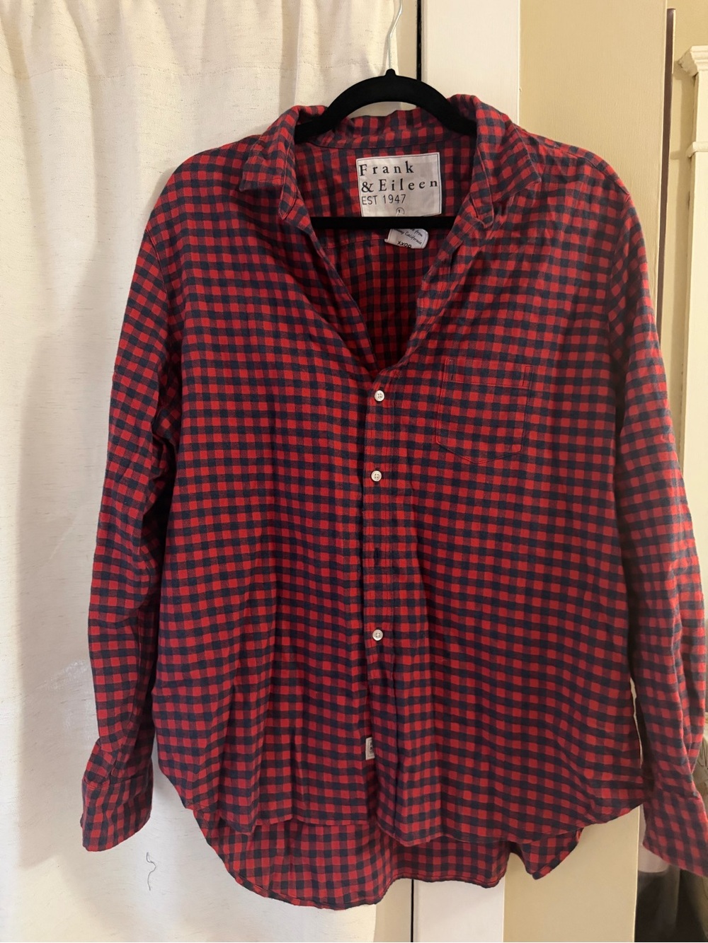 Frank & Eileen EILEEN
Relaxed Button-Up Shirt